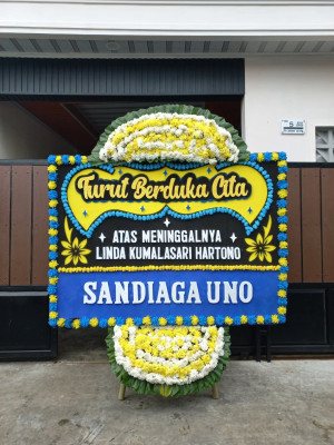 Papan Bunga Duka di Kuly Lanny